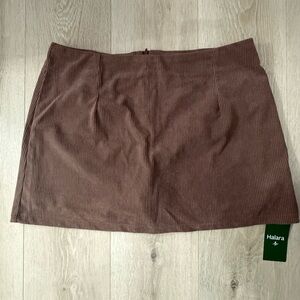 HALARA Women's Mini Skirt in Brown Corduroy